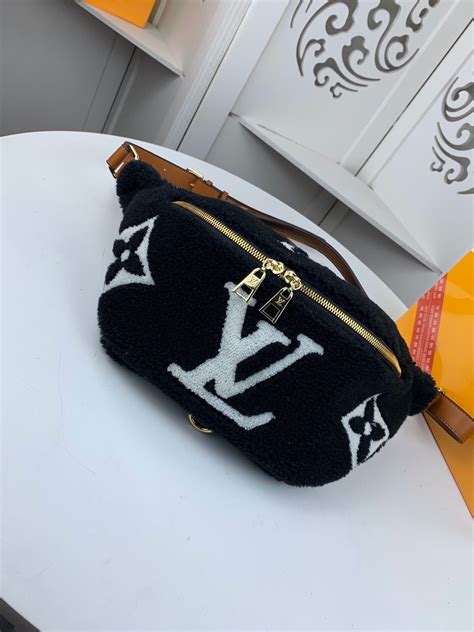 lv sherpa bumbag